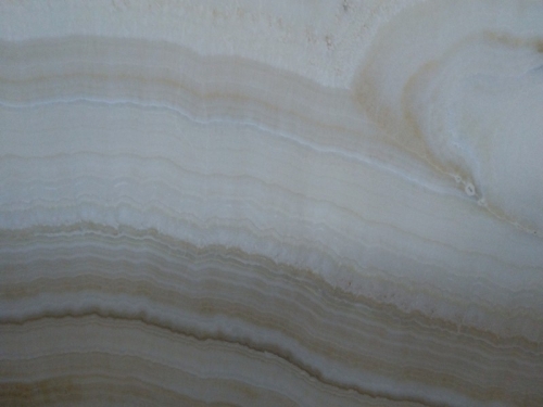 Cream onyx